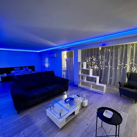 6 By Homing * Marbella